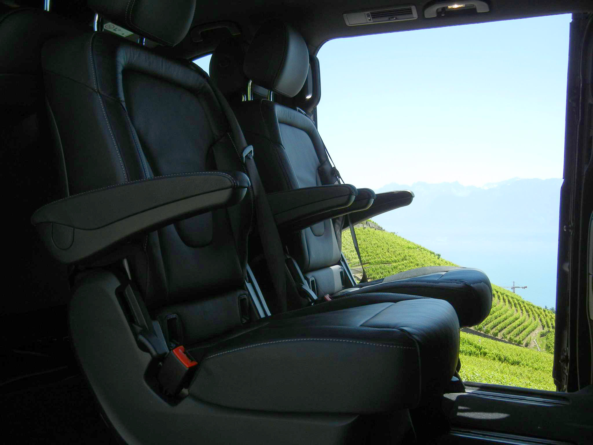 classe-v-interieur-lavaux copy