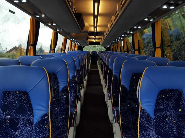 Intérieur grand autocar Voyages Rémy Lausanne